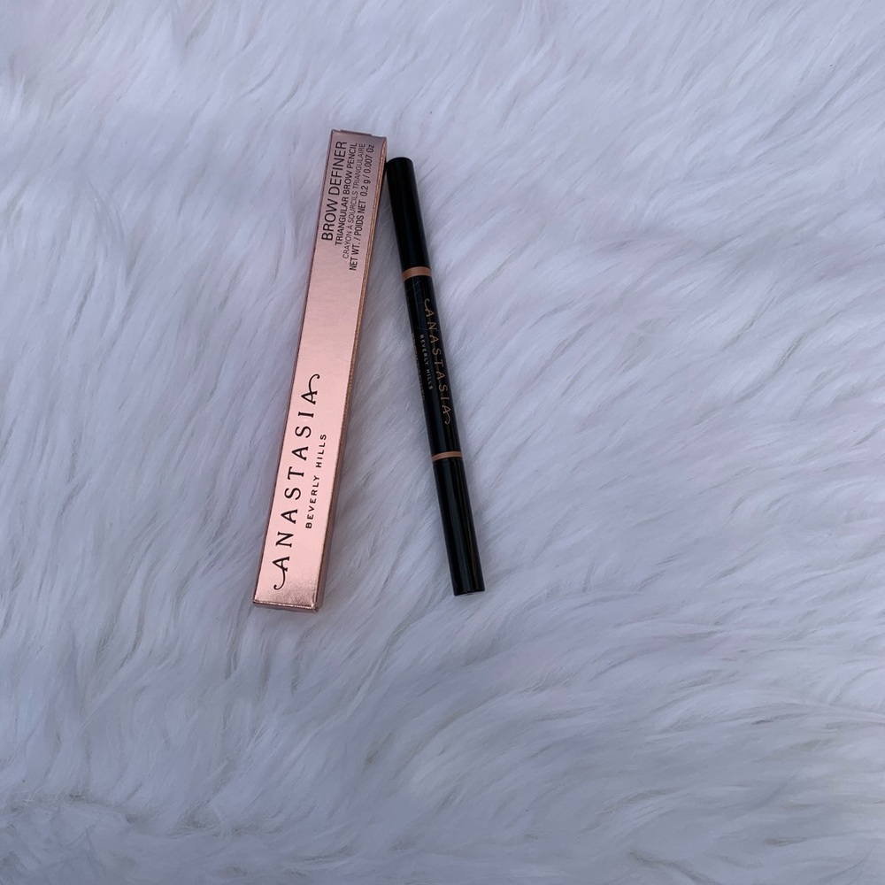 ABH Brow Definer✨